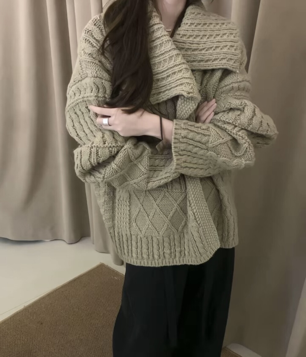 卡其色设计师款翻领开衫毛衣宽松女外套2025