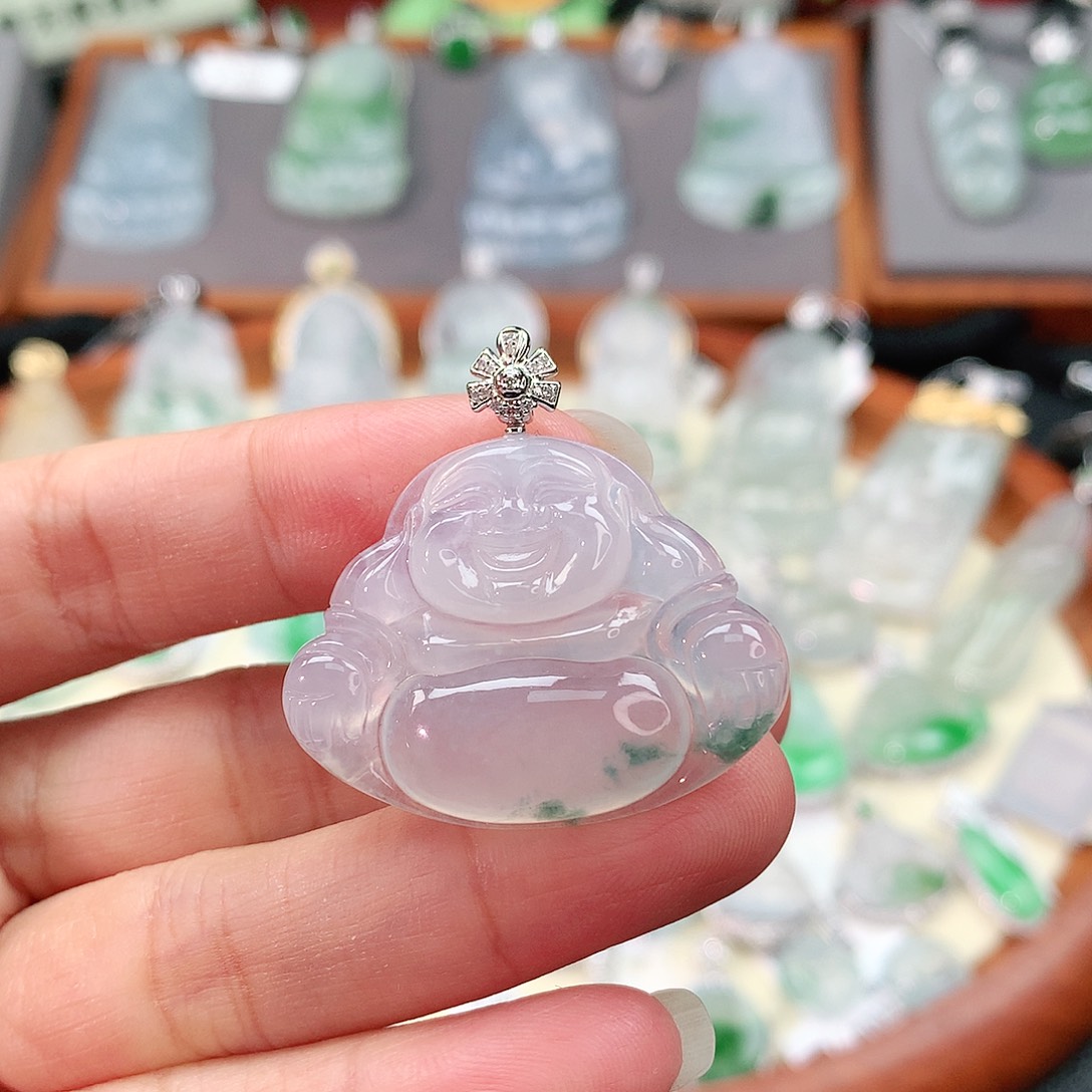 颈饰18K金镶嵌翡翠佛公