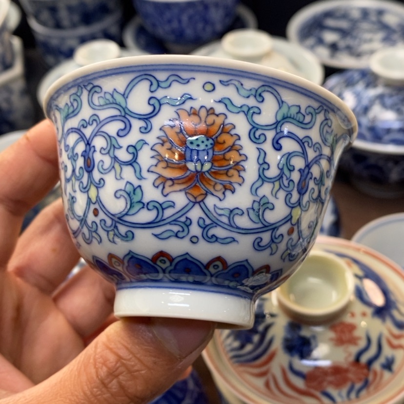 【闪购商品】景德镇青花斗彩主人杯