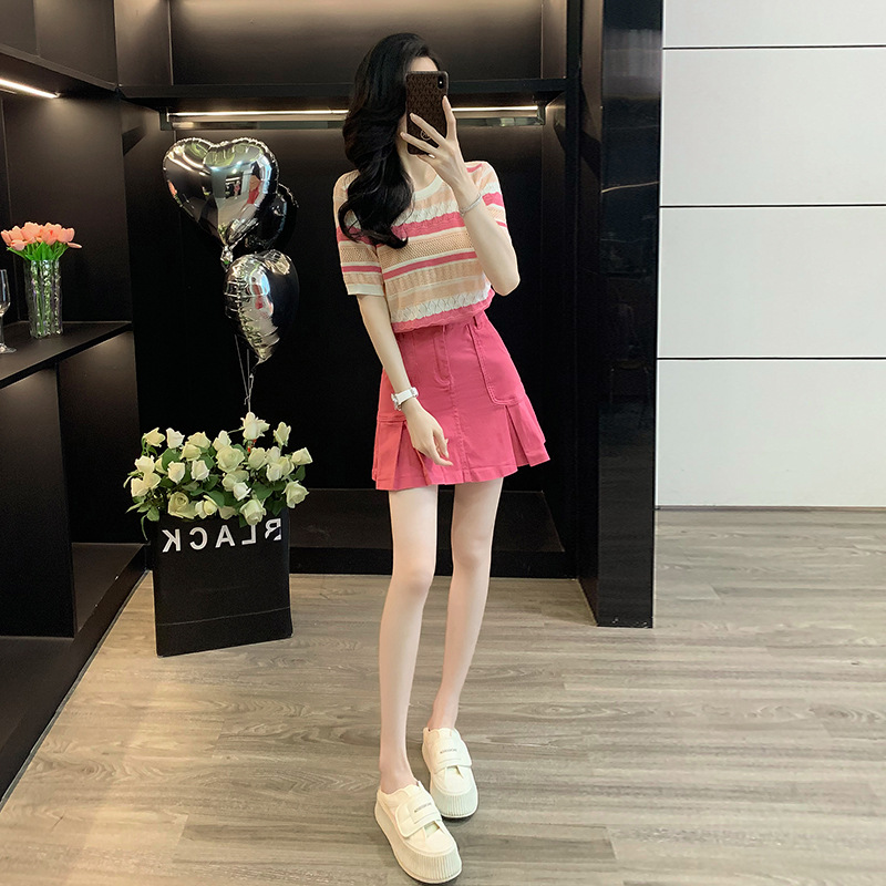 裙子女款爆款2025新款高级感显瘦针织短袖上衣玫红色牛仔半身裙潮