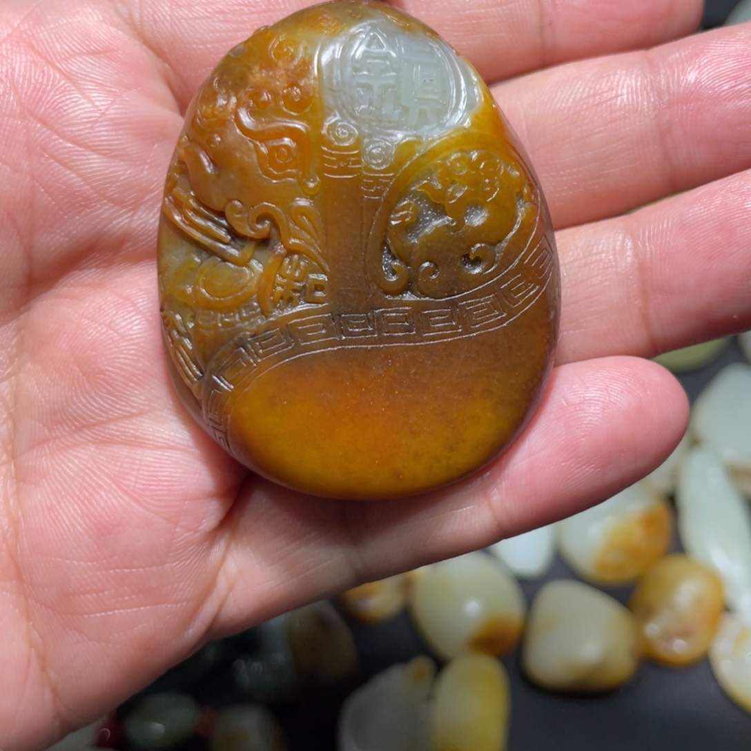 和田玉挂件未镶嵌