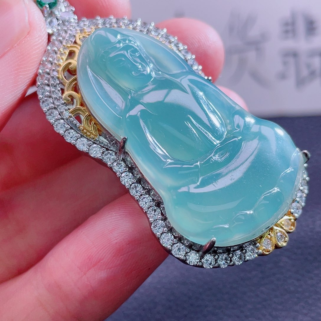 翡翠未镶嵌颈饰88888888