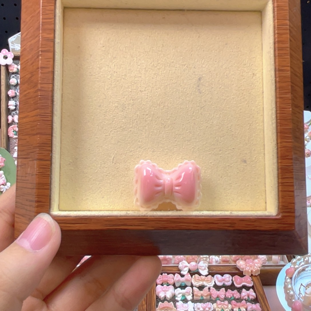 贝壳非金属25mm蝴蝶结