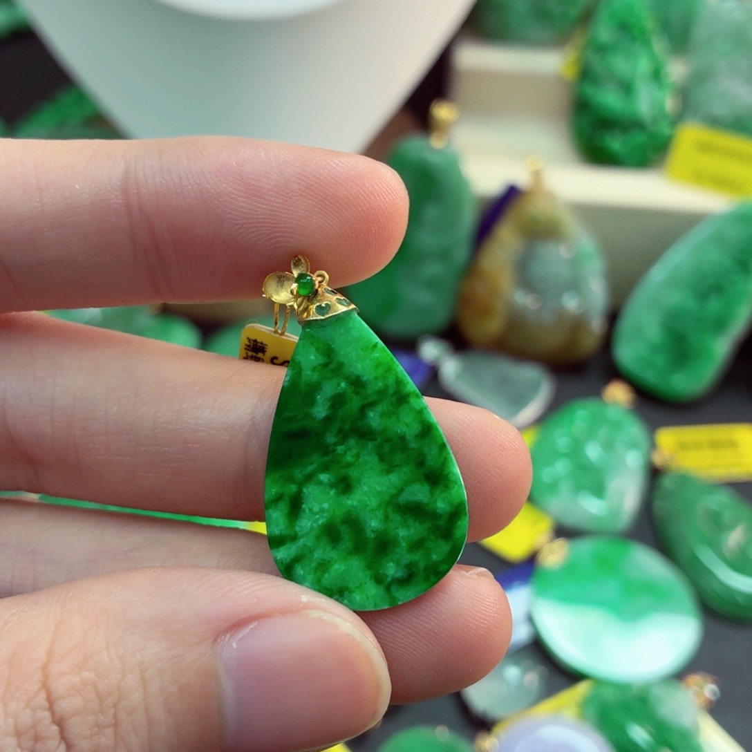 翡翠18K金镶嵌吊坠(不含链)