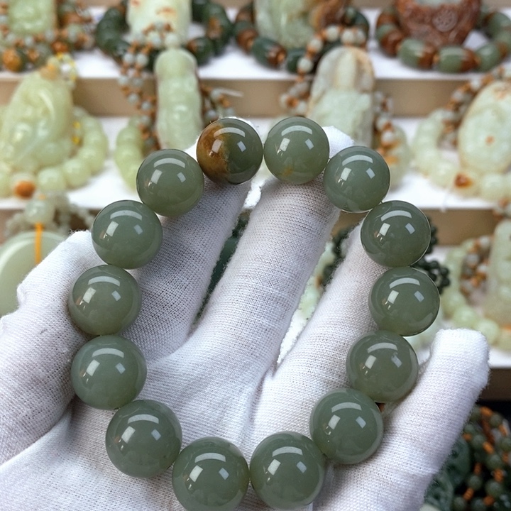 【闪购商品】透闪石质玉手串未镶嵌