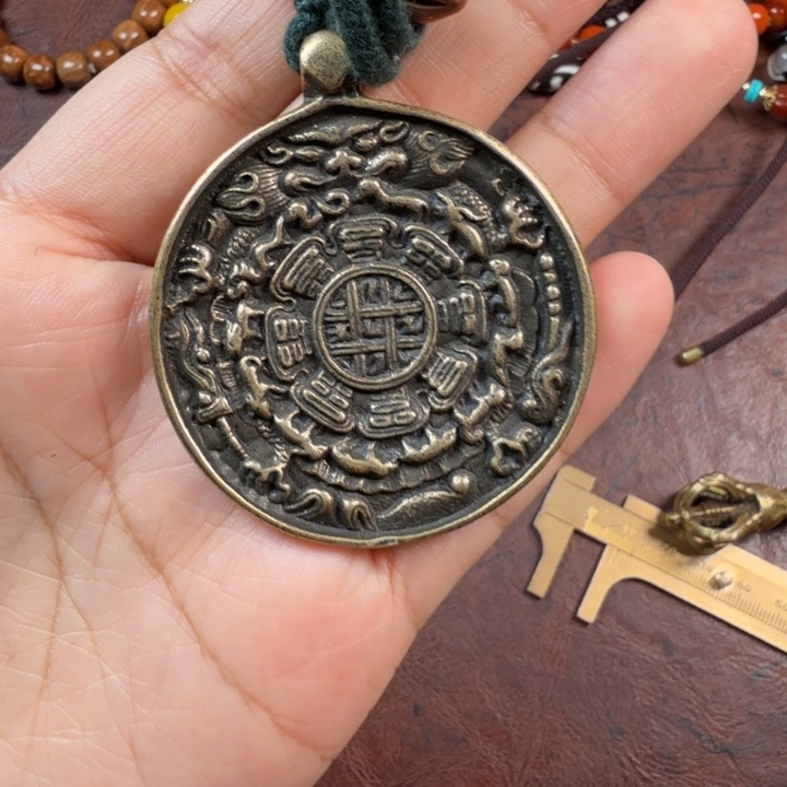 沉***默星月菩提吊坠手串