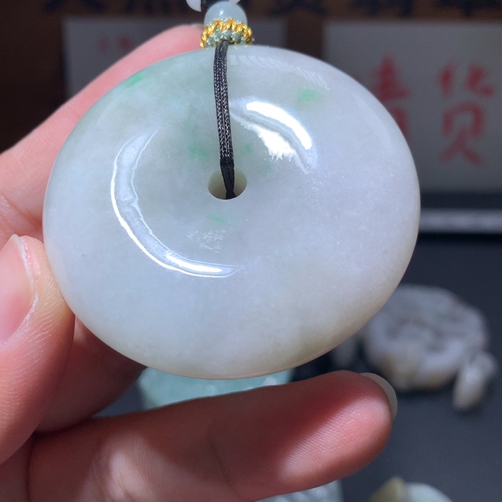 翡翠未镶嵌颈饰保真天然A货翡翠