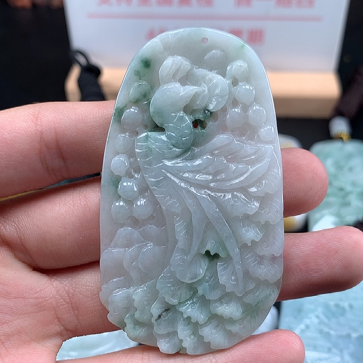 翡翠未镶嵌颈饰天然保真a货