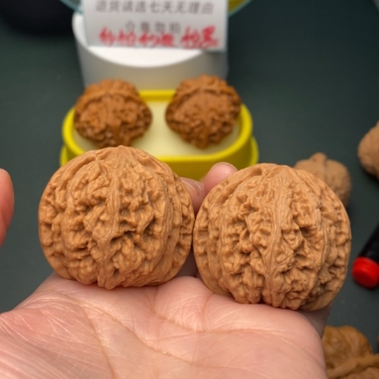 文玩核桃把件42大粗筋
