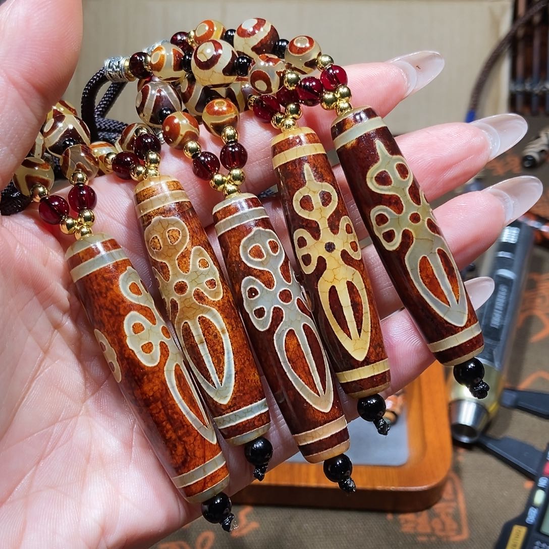 玛瑙/玉髓颈饰未镶嵌多样性发其一