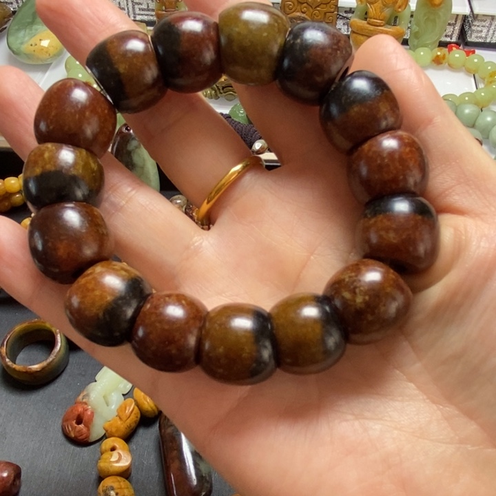 岫岩河磨玉（透闪石质玉）未镶嵌珠宝奇石