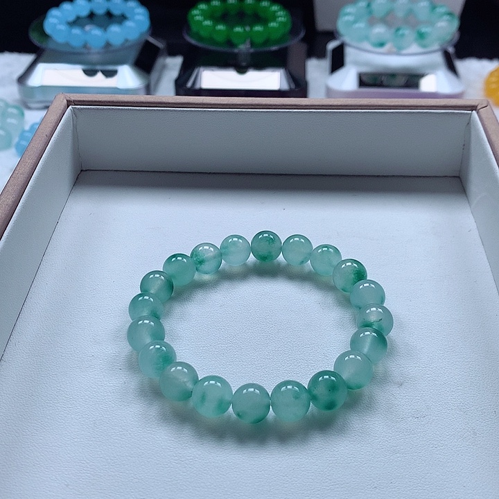 无非金属荣飘蓝9+。   20颗