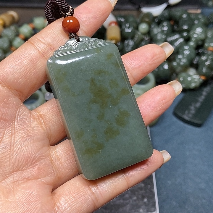 和田玉挂件未镶嵌