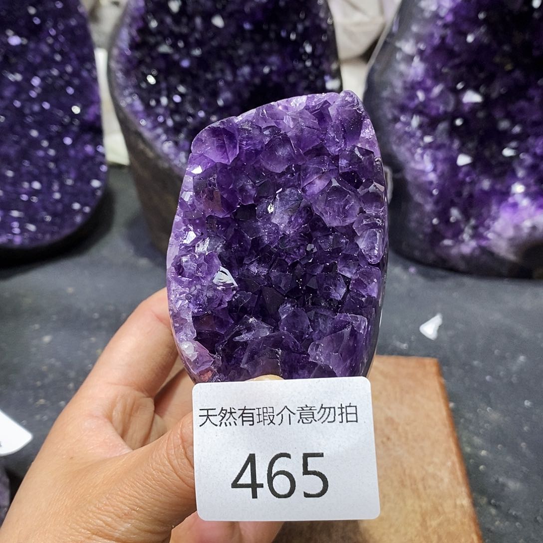 未镶嵌水晶大型摆件（非配饰）