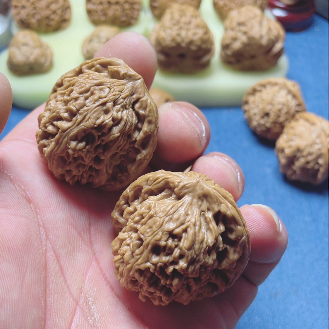 文玩核桃把件南疆石