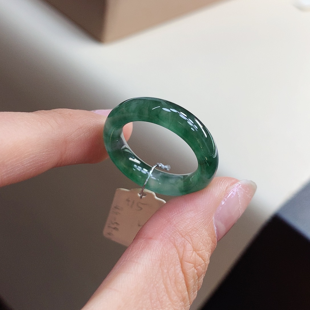翡翠戒指未镶嵌19号