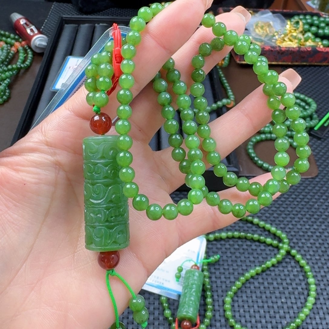 和田玉（碧玉）颈饰未镶嵌