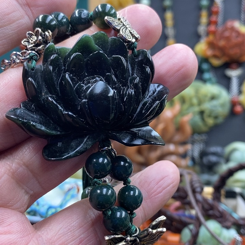 【闪购商品】未镶嵌岫玉手牌