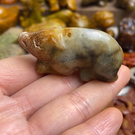 蛇纹石玉未镶嵌颈饰71