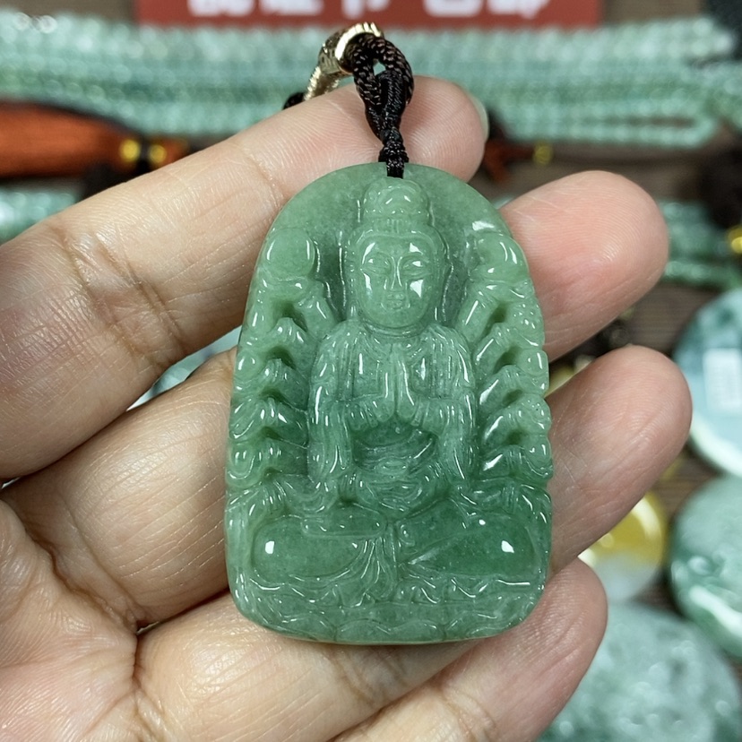 【闪购商品】翡翠颈饰未镶嵌玉吊坠翡翠玉千手观音