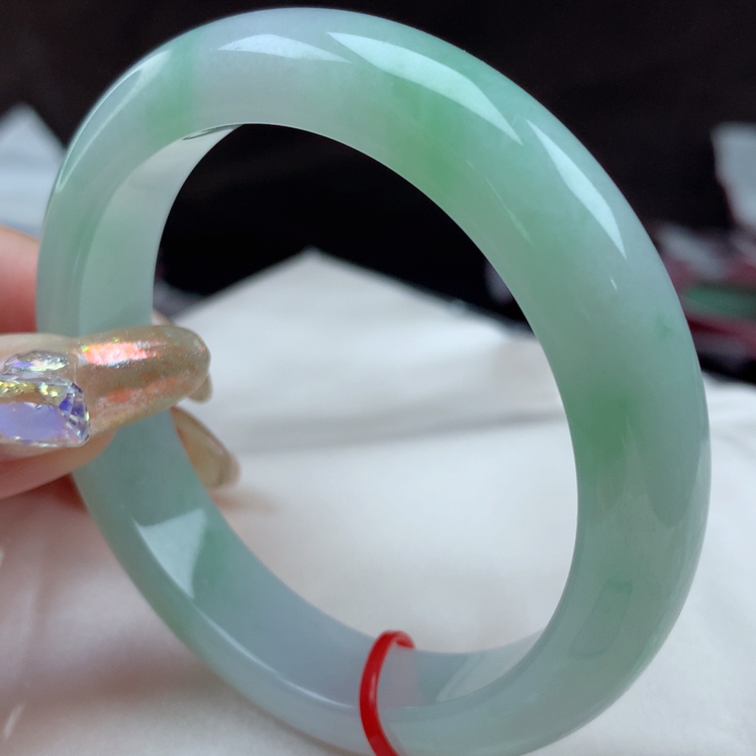 翡翠手镯未镶嵌96619，