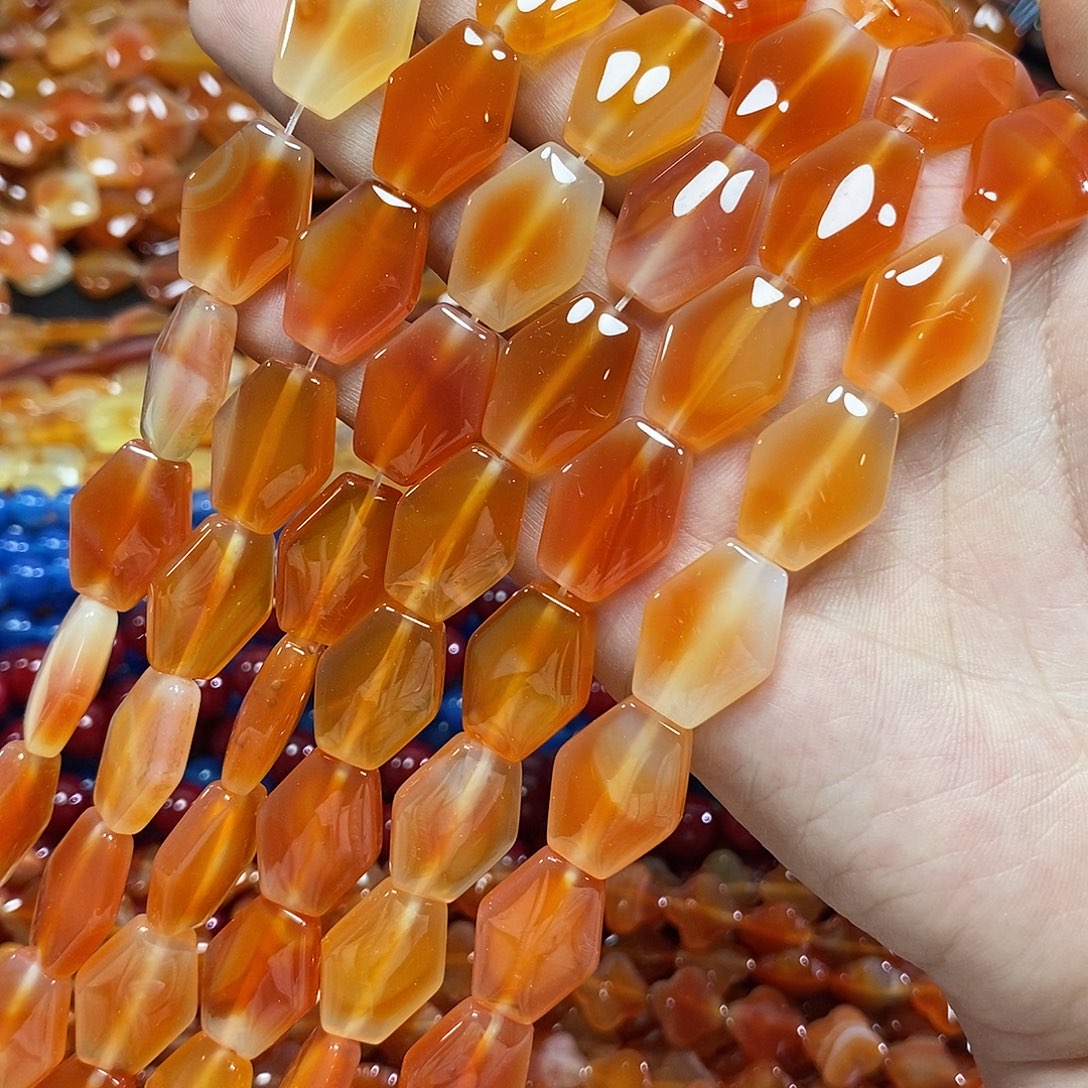 玛瑙/玉髓未镶嵌珠宝半成品糖心玛瑙菱形一条卡16mm