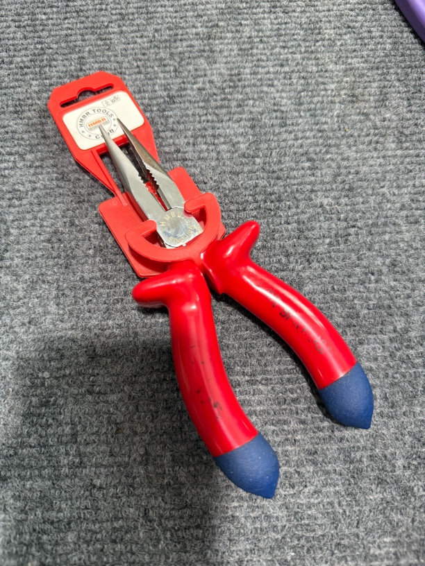 101 出口美国 绝缘6寸尖嘴钳 长度16cm