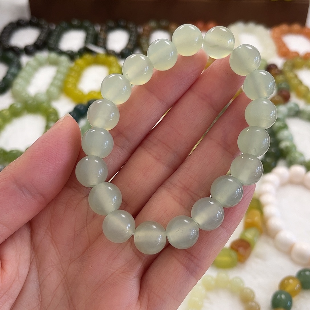 蛇纹石玉未镶嵌手链