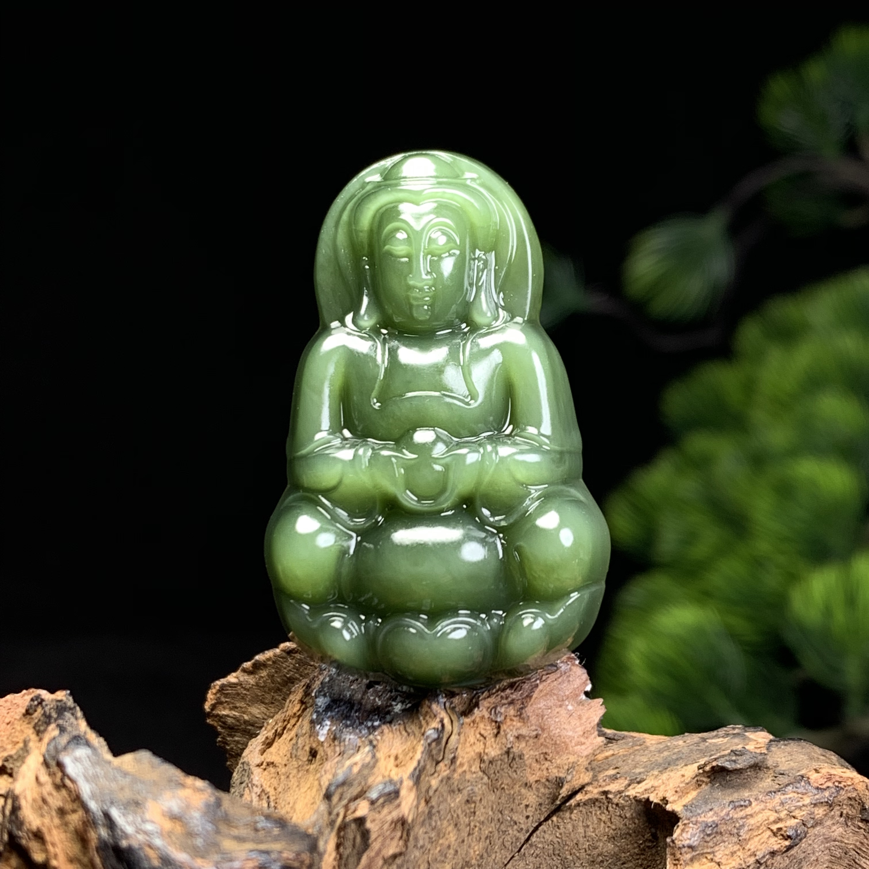 天然和田玉碧玉观音吊坠尺寸46×30×10重量22克