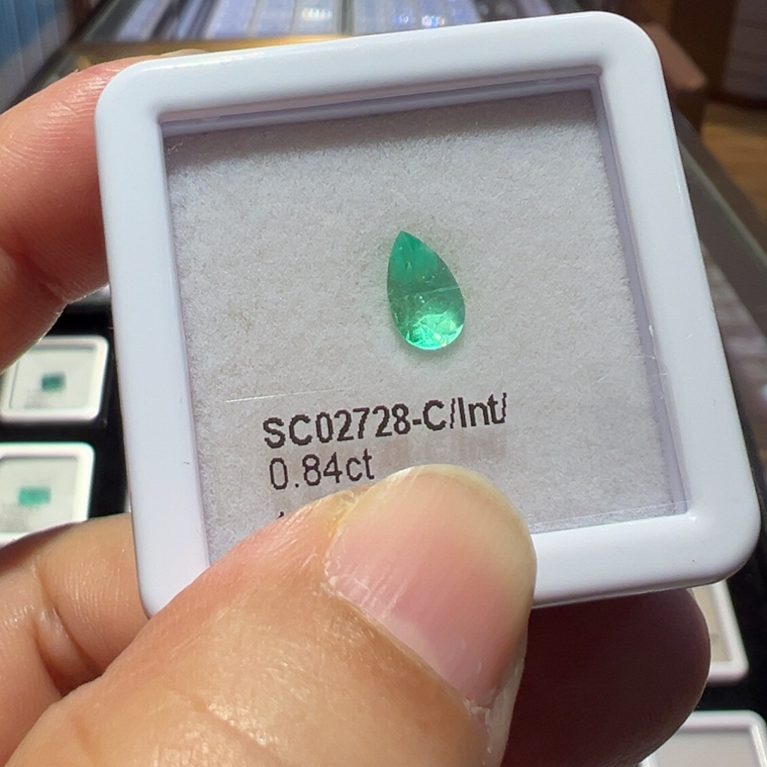 祖母绿裸石0.84ct