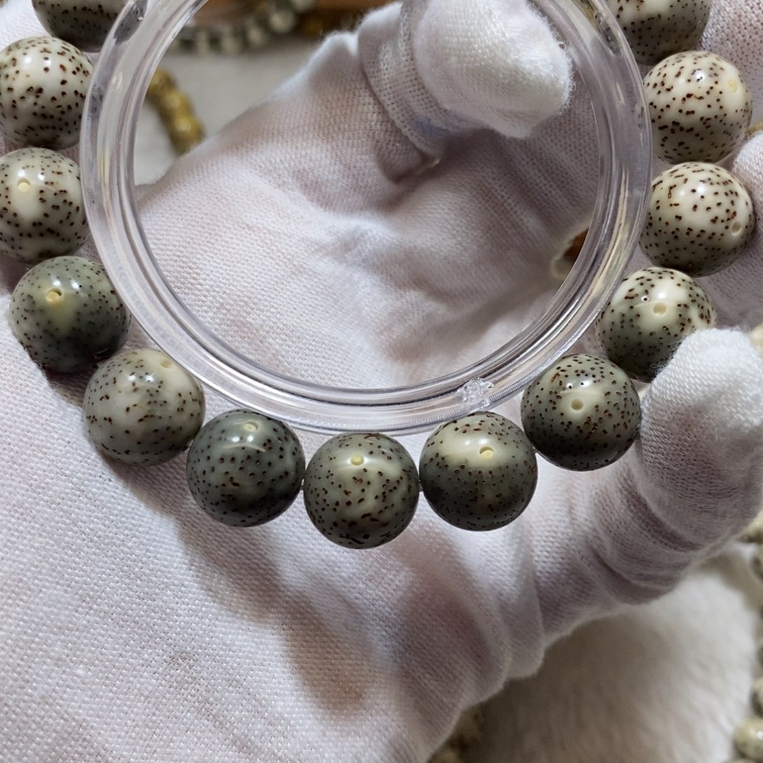 星月菩提手串石玉13