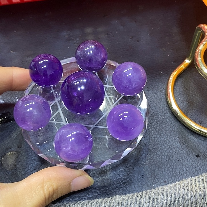 未镶嵌水晶珠宝半成品