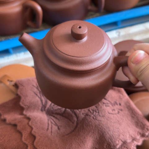 蟋***蟀茶壶紫砂底槽清料220cc