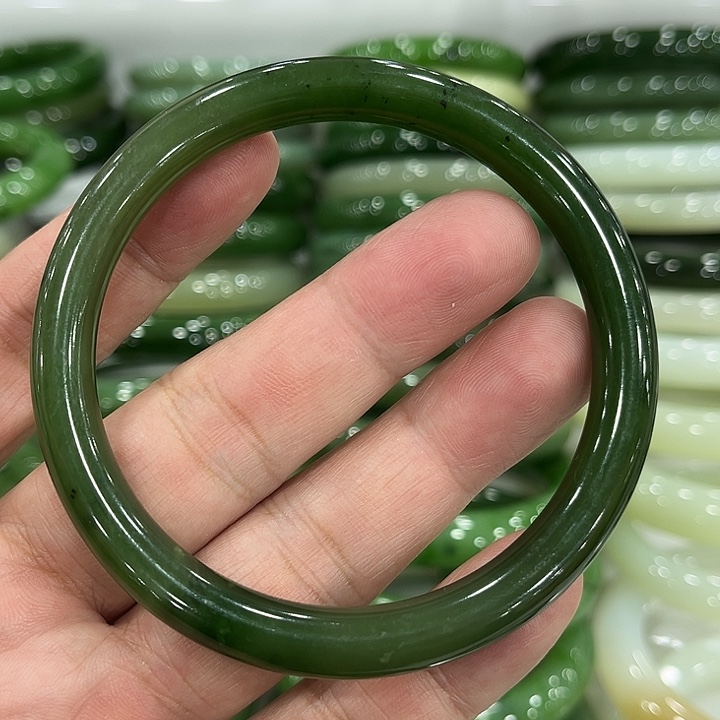 和田玉未镶嵌手镯62～1