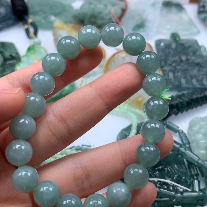 翡翠颈饰未镶嵌保真天然A货翡翠