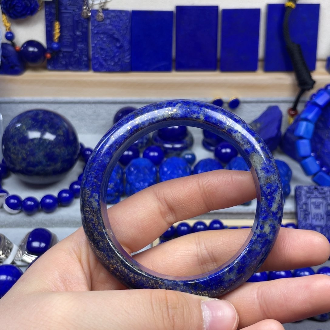 青金石手镯未镶嵌