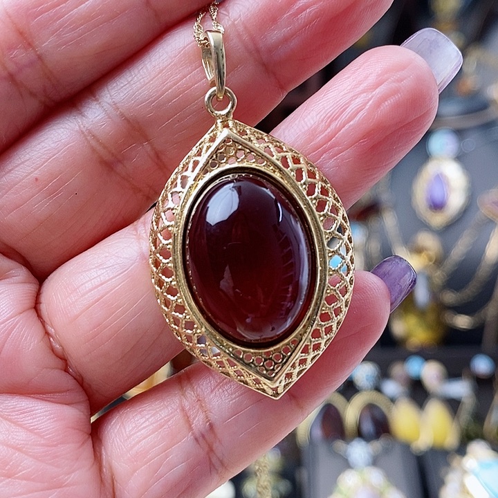 琥珀颈饰银S925镶嵌吊坠