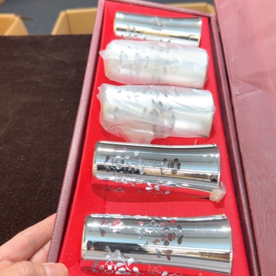 瓷器周边默认瑕疵1