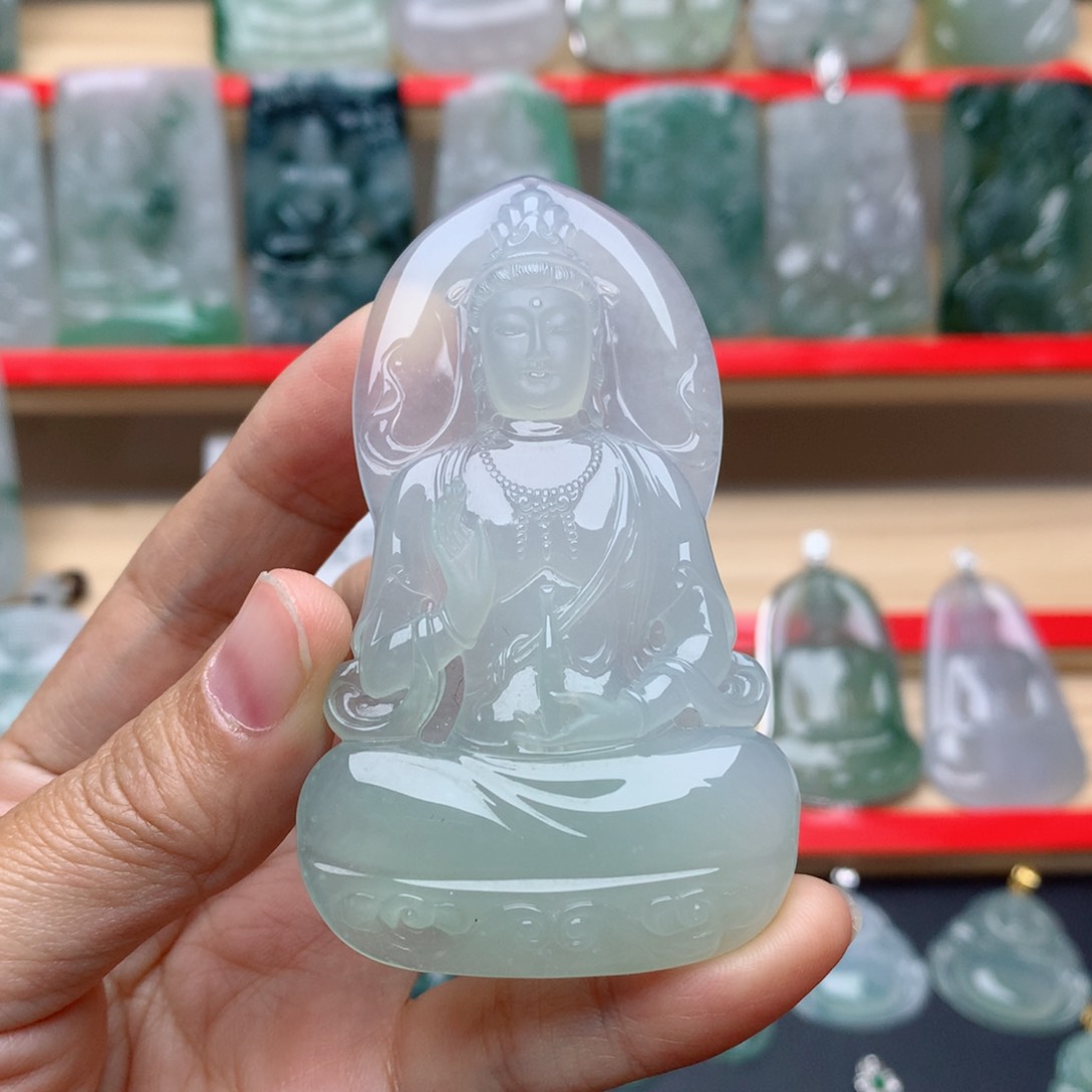 翡翠颈饰未镶嵌永****您素衣