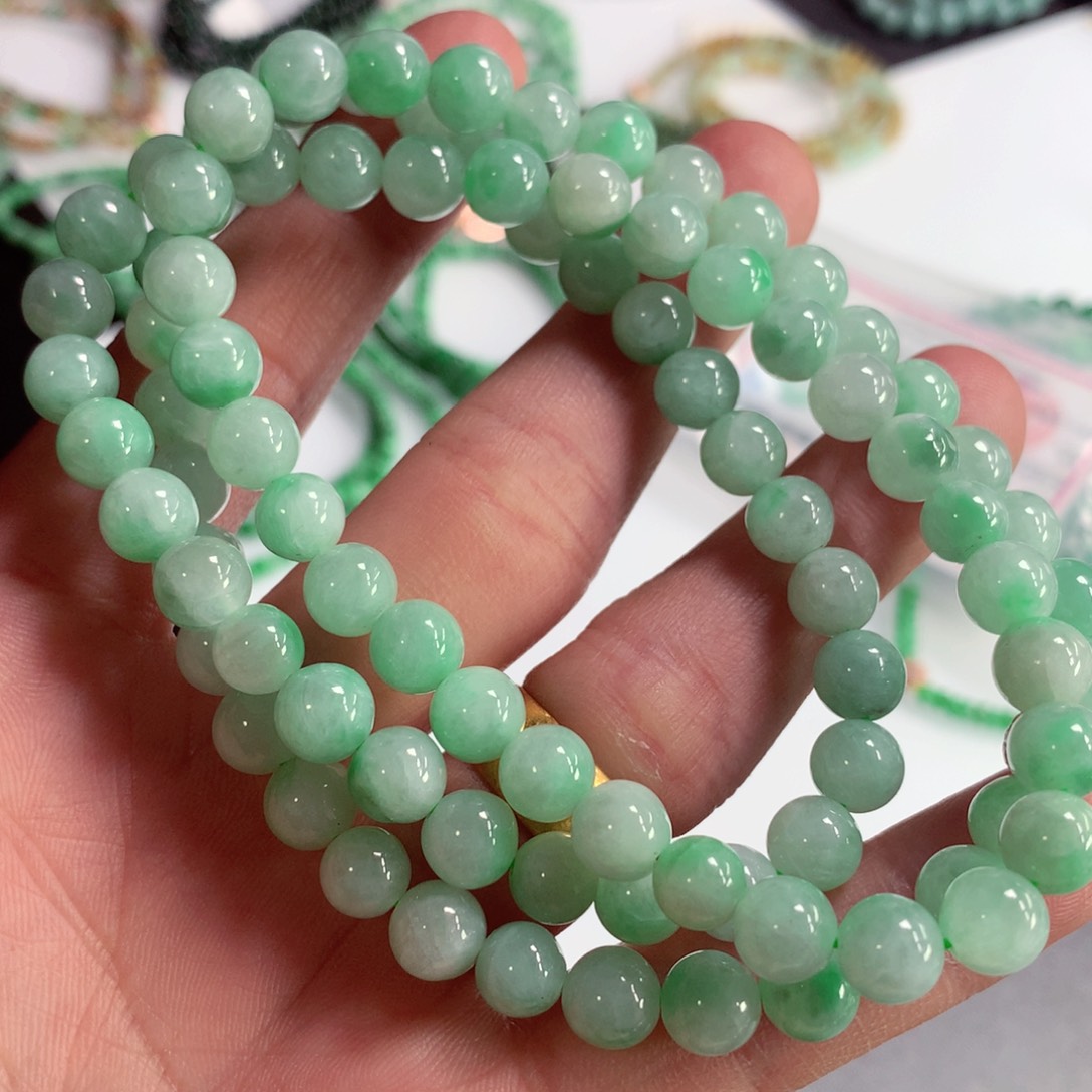 翡翠颈饰未镶嵌项链