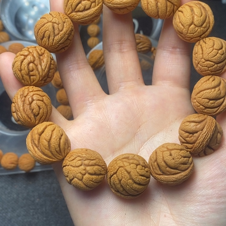 吊坠桃核秦岭山野生桃核