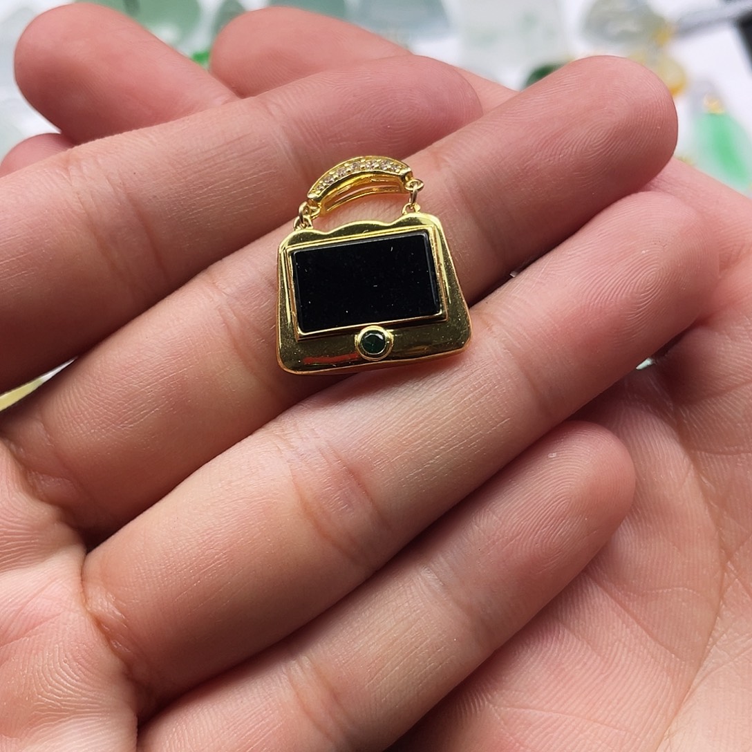 翡翠银S925镶嵌颈饰翡翠