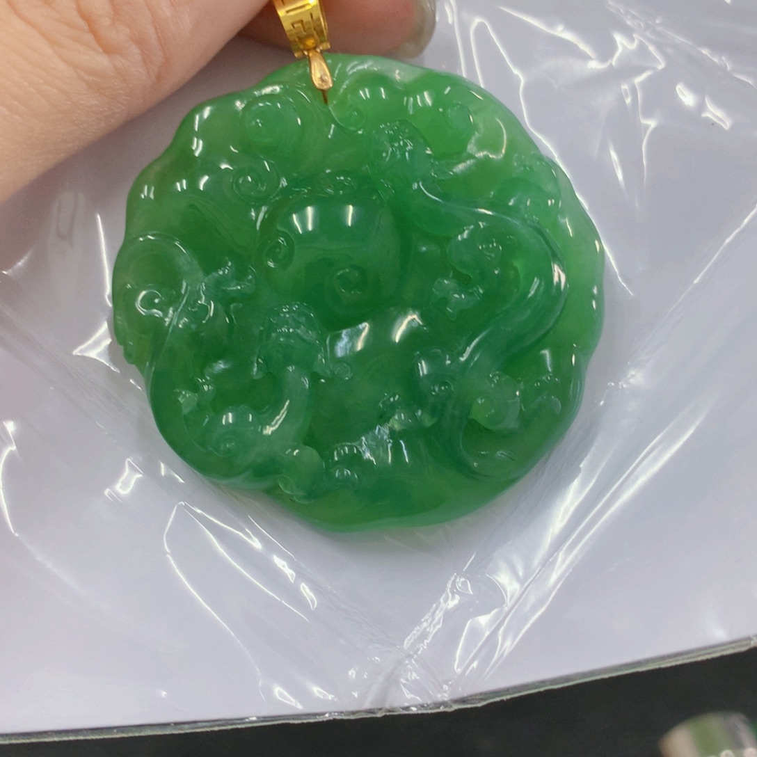 翡翠18K金镶嵌吊坠(不含链)