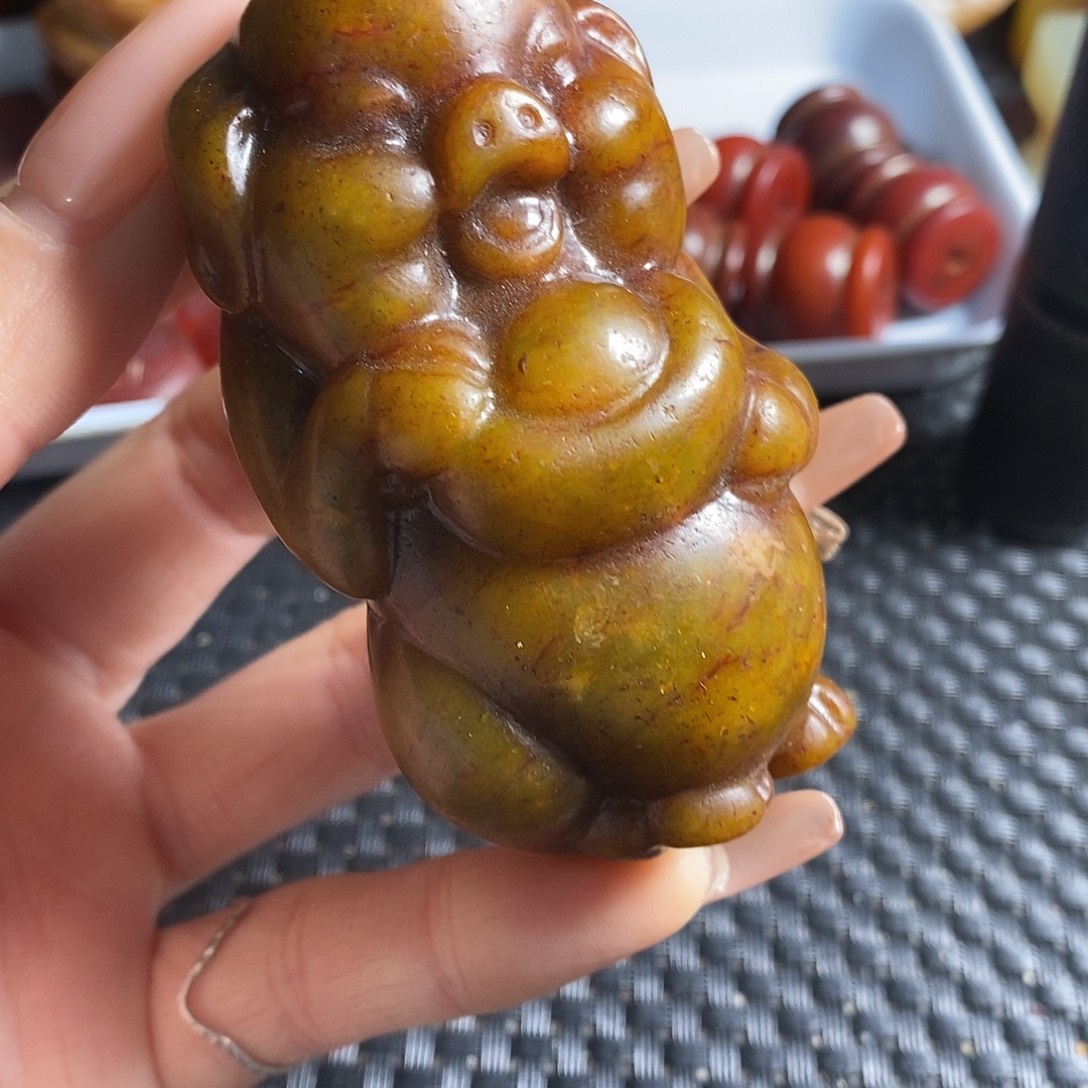 岫玉未镶嵌珠宝奇石