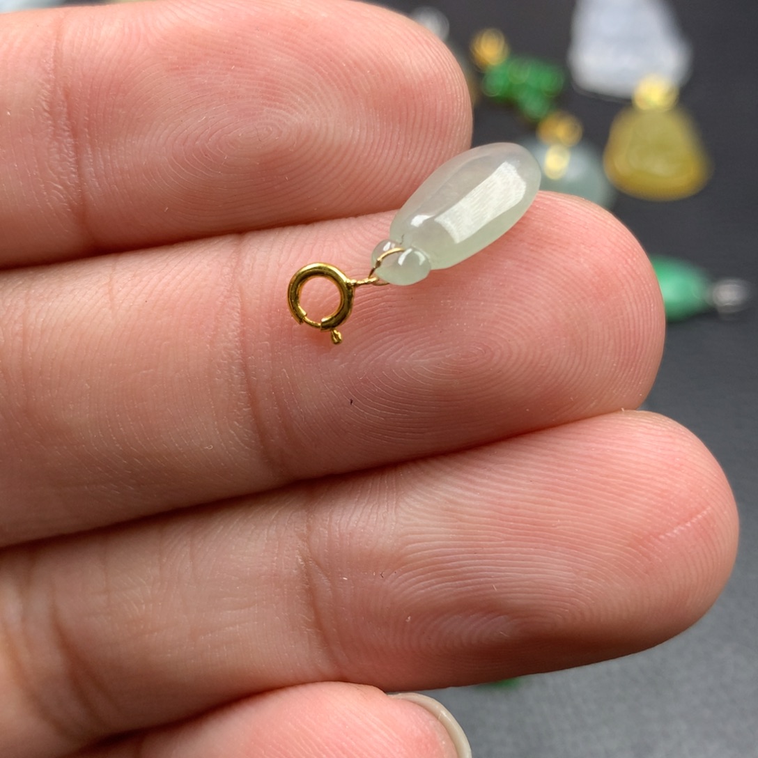 【闪购商品】颈饰18K金镶嵌翡翠翡翠