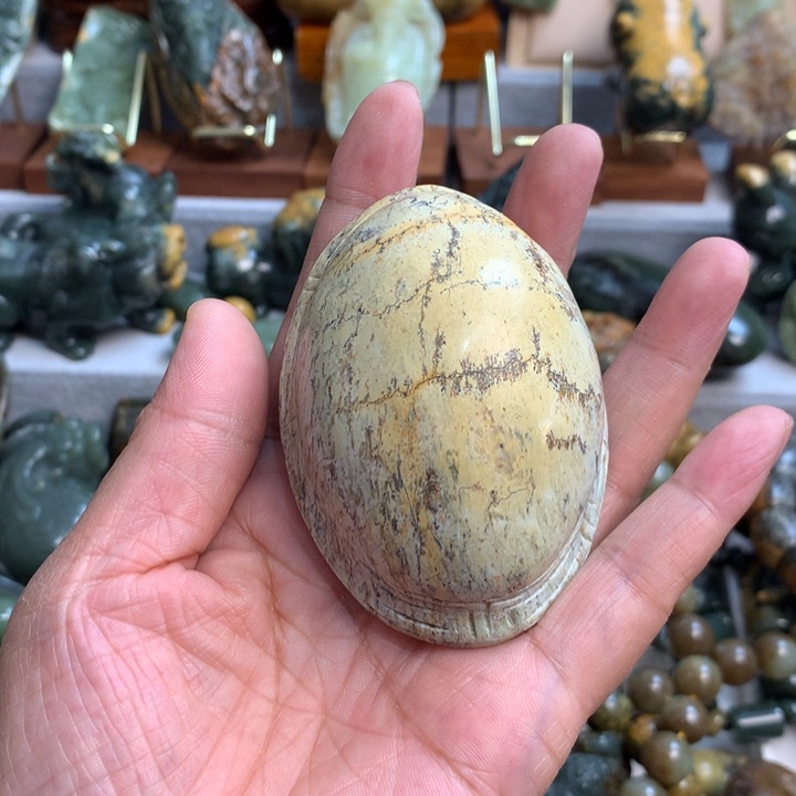 岫岩河磨玉（透闪石质玉）手把件未镶嵌远**诺