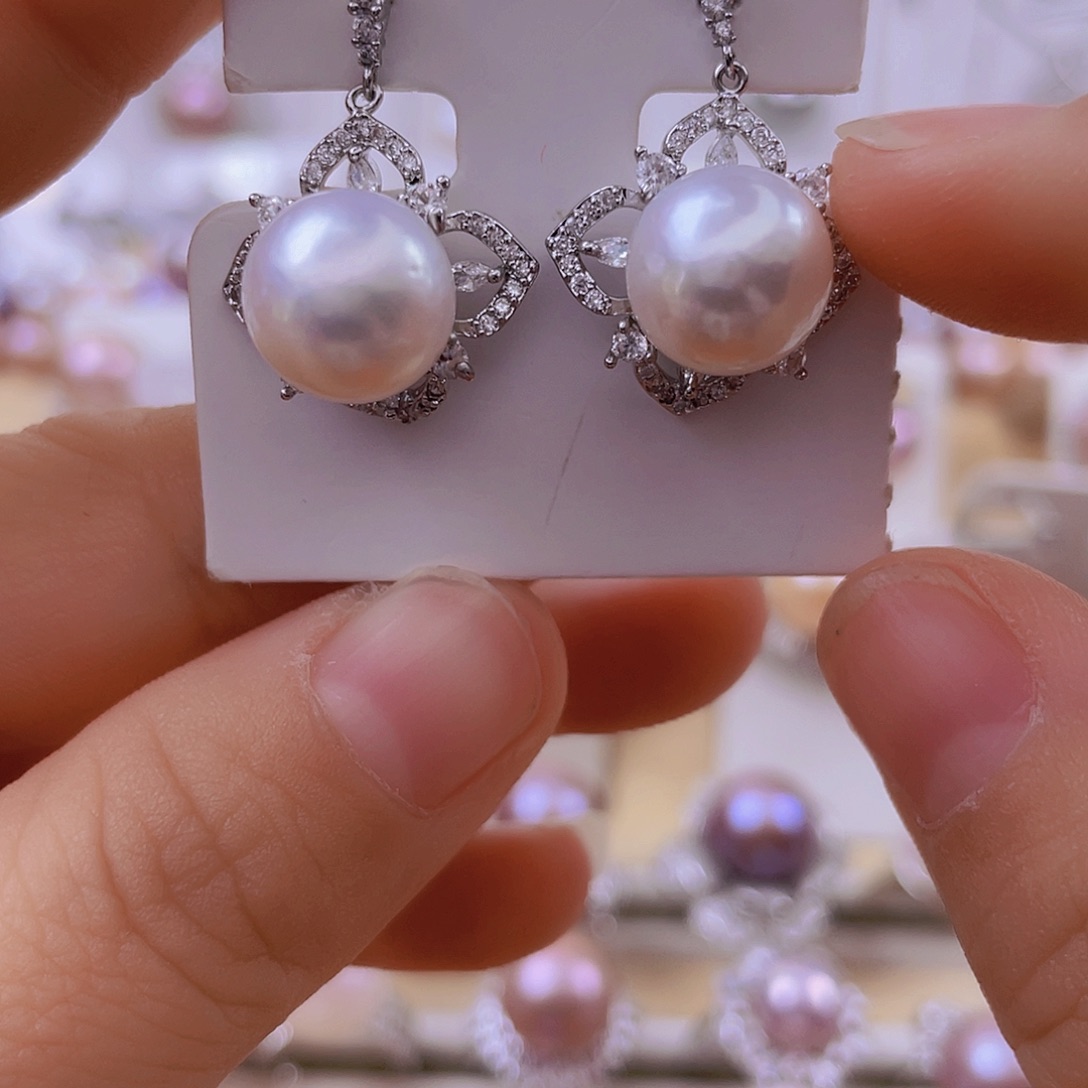 未镶嵌淡水珍珠耳饰