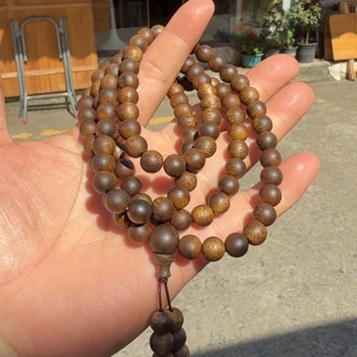 沉香碎屑沉香海南白棋0.8大30克➕碎屑多样性发一