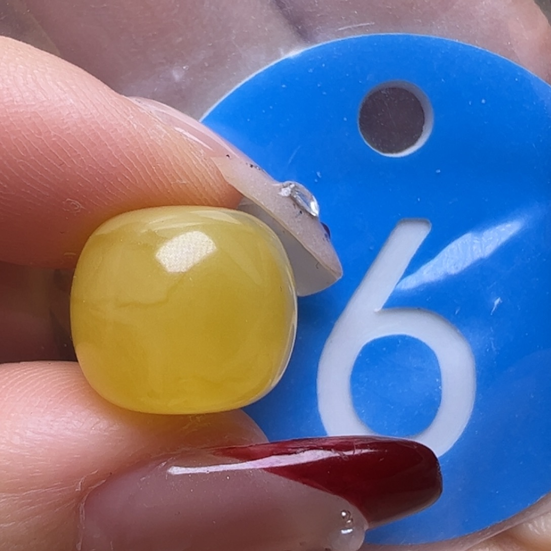 蜜蜡未镶嵌珠宝奇石12.2mm鸡油黄老型