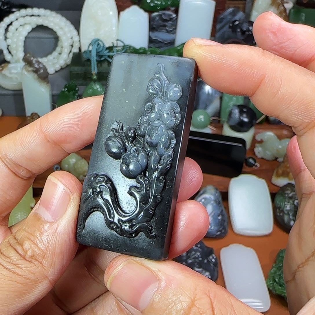 和田玉颈饰未镶嵌Y**g